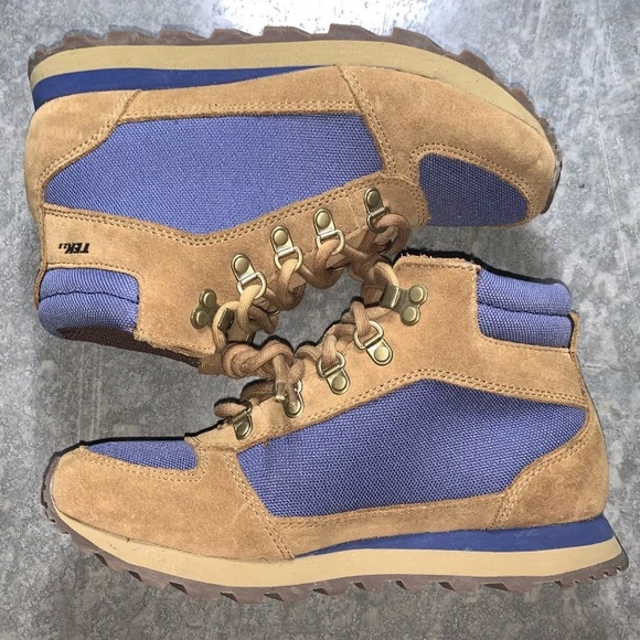 L.L. Bean Shoes - ll bean hiking boots size womans 6.5 used excellent condition